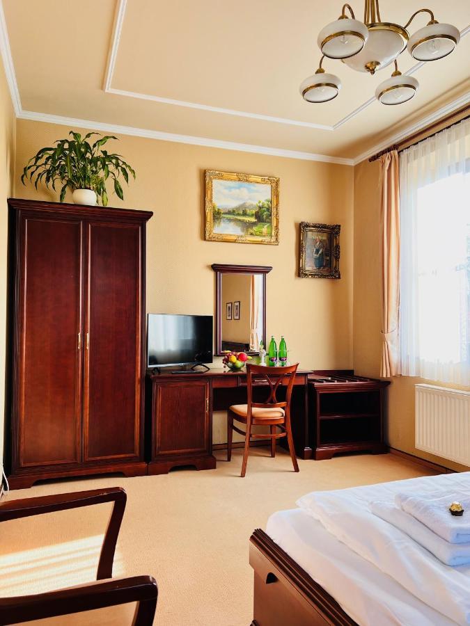 Penzion Villa Ancora Šumperk エクステリア 写真
